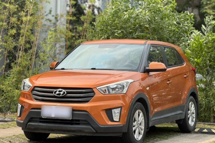 Used Hyundai ix25 2015 1.6L Automatic Two-Wheel Drive Fashionable GS Model Exterior 3