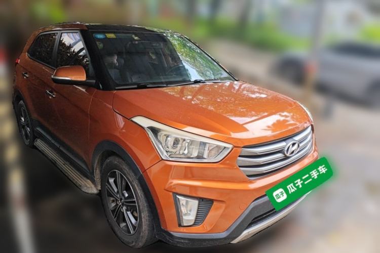 Used Hyundai ix25 2015 1.6L Automatic Two-Wheel Drive Smart GLS Trim Front Right 45 Deg