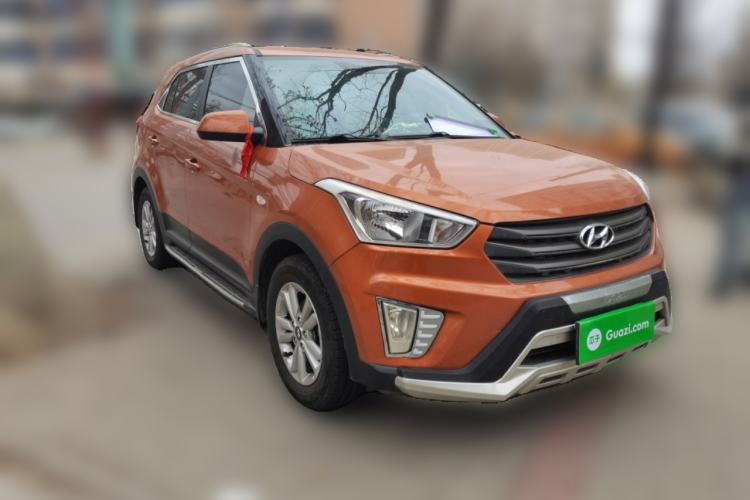 Used Hyundai ix25 2015 1.6L Manual Two-Wheel Drive Fashionable GS Model Front Right 45 Deg