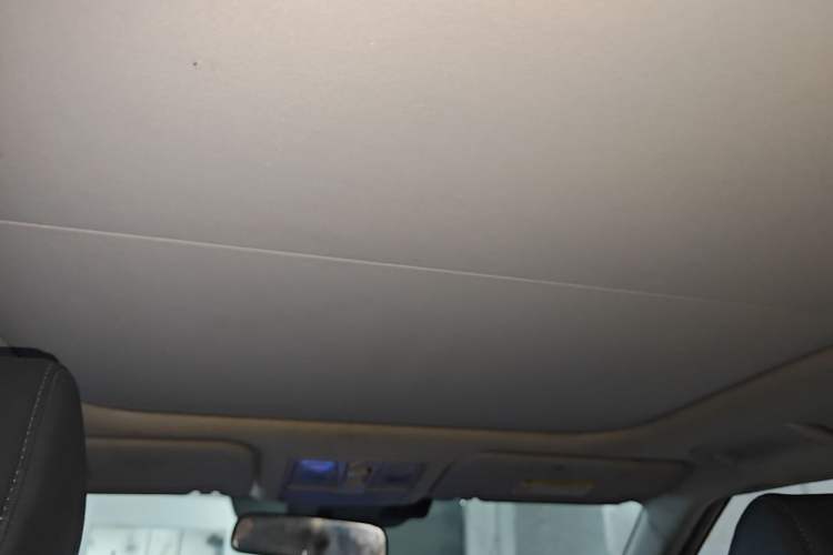 Used Hyundai ix25 2015 1.6L Automatic Two-Wheel Drive Smart GLS Trim Headliner