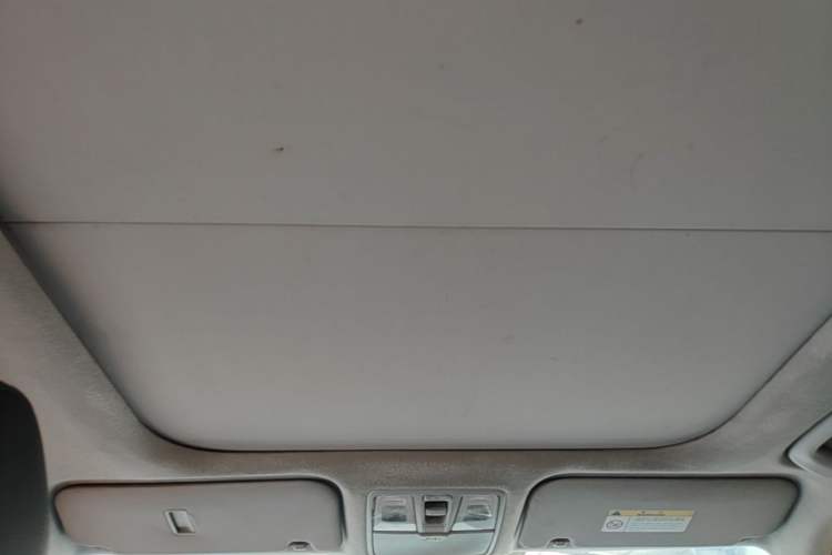 Used Hyundai ix25 2015 1.6L Automatic Two-Wheel Drive Smart GLS Trim Headliner