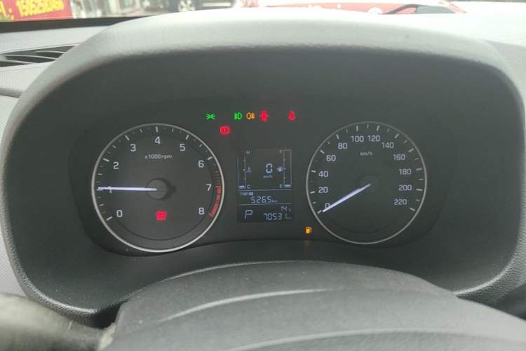 Used Hyundai ix25 2015 1.6L Automatic Two-Wheel Drive Smart GLS Trim Instrument Cluster