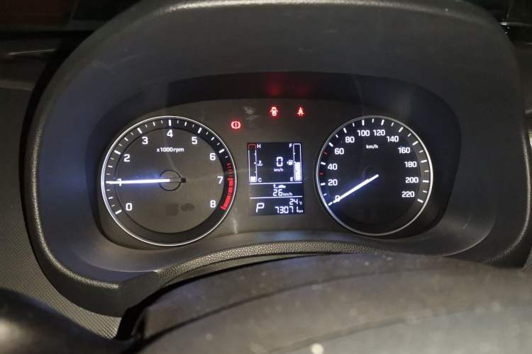 Used Hyundai ix25 2015 1.6L Automatic Two-Wheel Drive Smart GLS Trim Instrument Cluster
