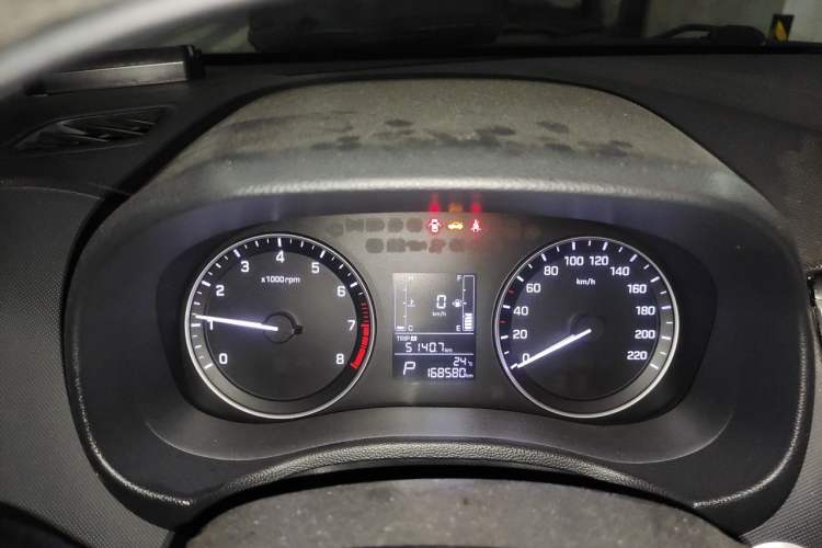 Used Hyundai ix25 2015 1.6L Automatic Two-Wheel Drive Smart GLS Trim Instrument Cluster