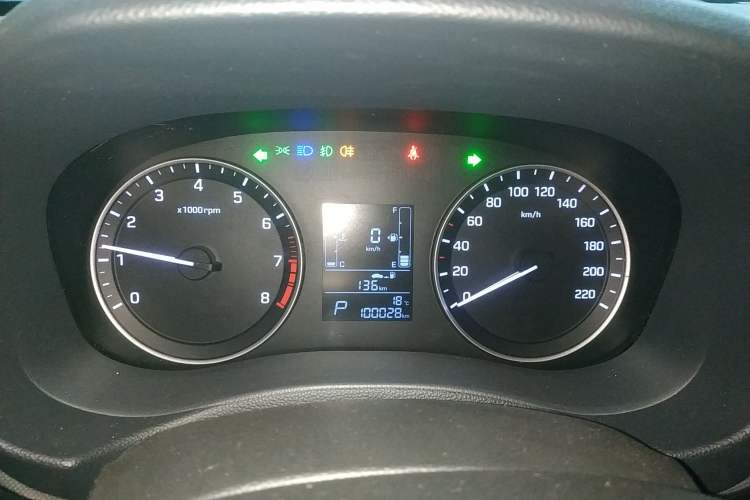 Used Hyundai ix25 2015 1.6L Automatic Two-Wheel Drive Smart GLS Trim Instrument Cluster