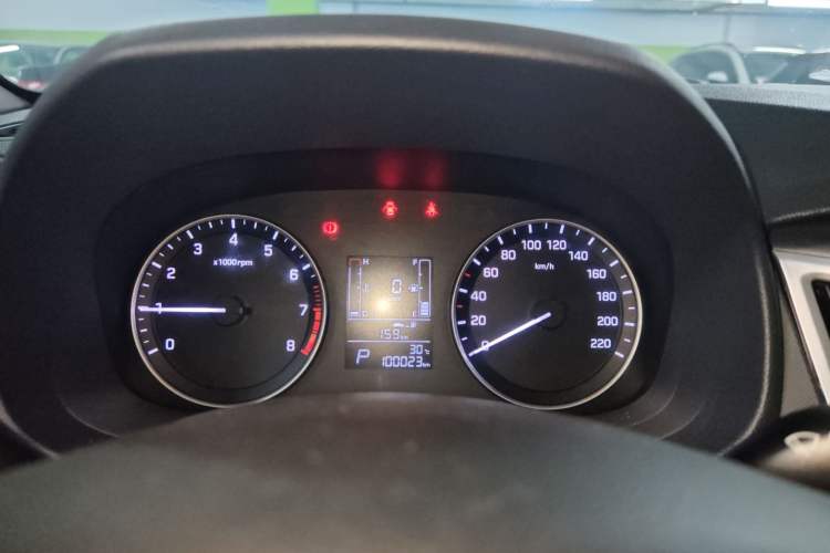 Used Hyundai ix25 2015 1.6L Automatic Two-Wheel Drive Smart GLS Trim Instrument Cluster