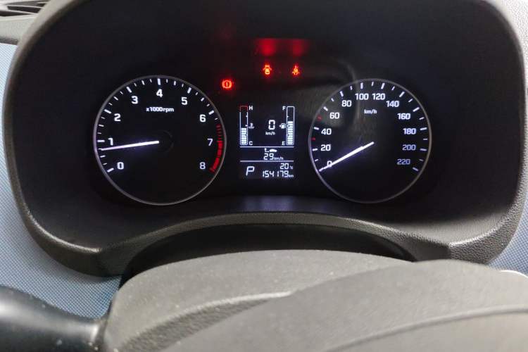 Used Hyundai ix25 2015 1.6L Automatic Two-Wheel Drive Smart GLS Trim Instrument Cluster