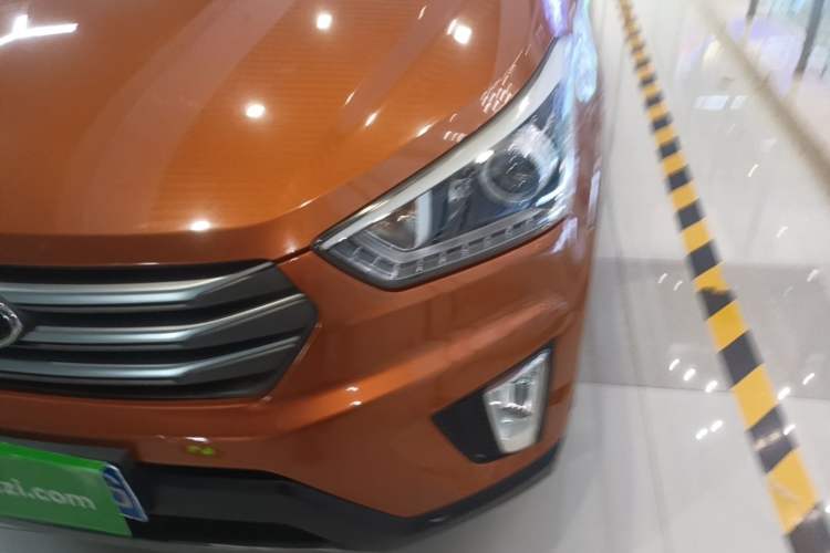 Used Hyundai ix25 2015 1.6L Automatic Two-Wheel-Drive Deluxe DLX Model Left Front Headlight