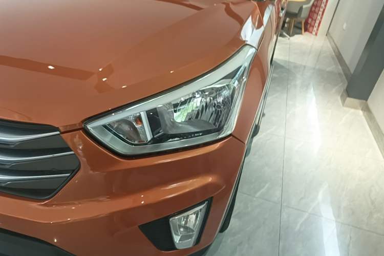 Used Hyundai ix25 2015 1.6L Automatic Two-Wheel Drive Smart GLS Trim Left Front Headlight