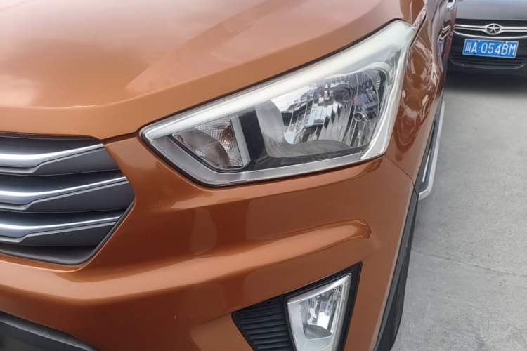 Used Hyundai ix25 2015 1.6L Automatic Two-Wheel Drive Smart GLS Trim Left Front Headlight
