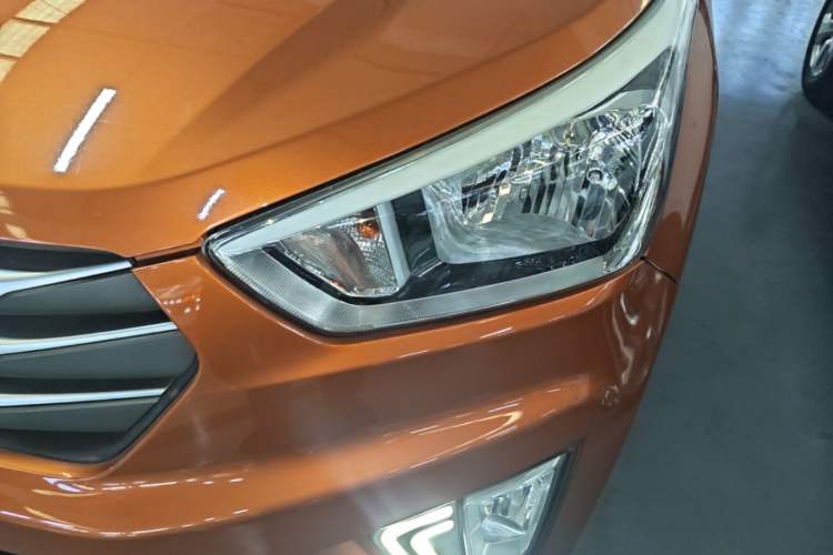 Used Hyundai ix25 2015 1.6L Automatic Two-Wheel Drive Smart GLS Trim Left Front Headlight