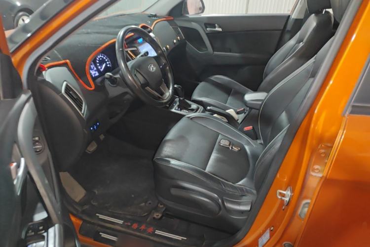 Used Hyundai ix25 2015 1.6L Automatic Two-Wheel Drive Smart GLS Trim Left Front Seat
