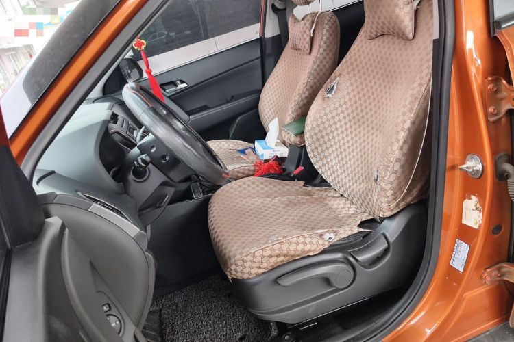 Used Hyundai ix25 2015 1.6L Automatic Two-Wheel Drive Smart GLS Trim Left Front Seat