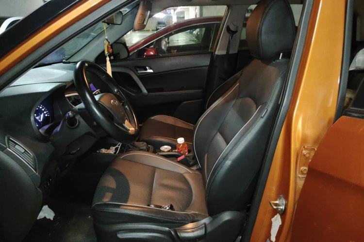 Used Hyundai ix25 2015 1.6L Automatic Two-Wheel Drive Smart GLS Trim Left Front Seat