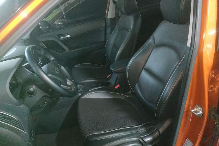 Used Hyundai ix25 2015 1.6L Automatic Two-Wheel Drive Smart GLS Trim Left Front Seat