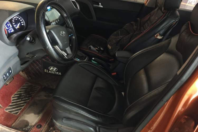 Used Hyundai ix25 2015 1.6L Automatic Two-Wheel Drive Smart GLS Trim Left Front Seat