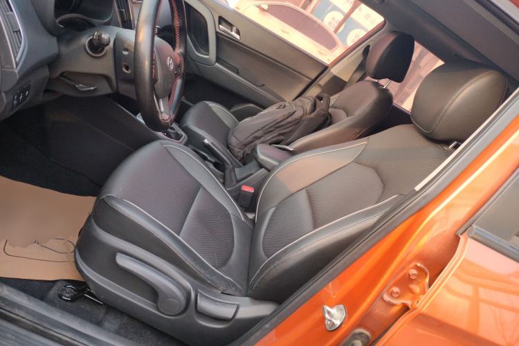 Used Hyundai ix25 2015 1.6L Automatic Two-Wheel Drive Smart GLS Trim Left Front Seat