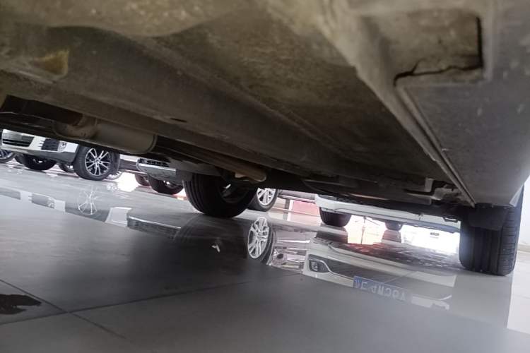 Used Hyundai ix25 2015 1.6L Automatic Two-Wheel Drive Smart GLS Trim Left Side Sill
