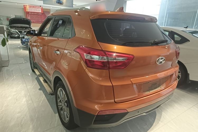 Used Hyundai ix25 2015 1.6L Automatic Two-Wheel Drive Smart GLS Trim Rear Left 45 Deg