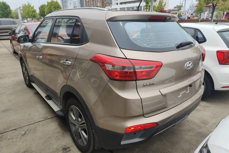 Used Hyundai ix25 2015 1.6L Automatic Two-Wheel Drive Smart GLS Trim Rear Left 45 Deg