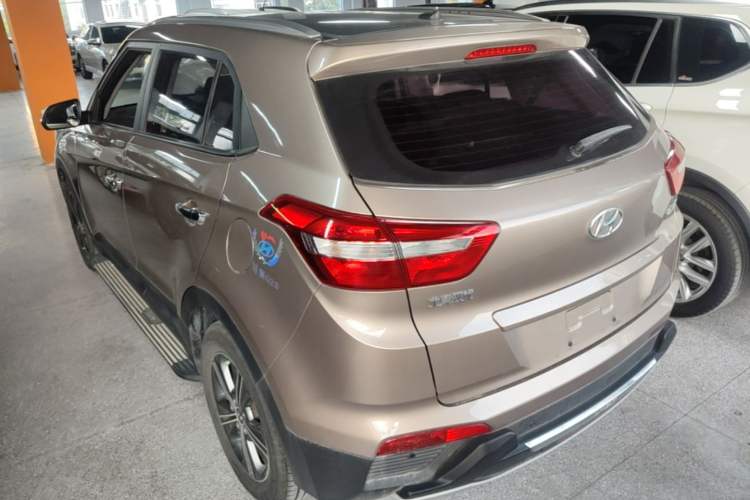 Used Hyundai ix25 2015 1.6L Automatic Two-Wheel Drive Smart GLS Trim Rear Left 45 Deg
