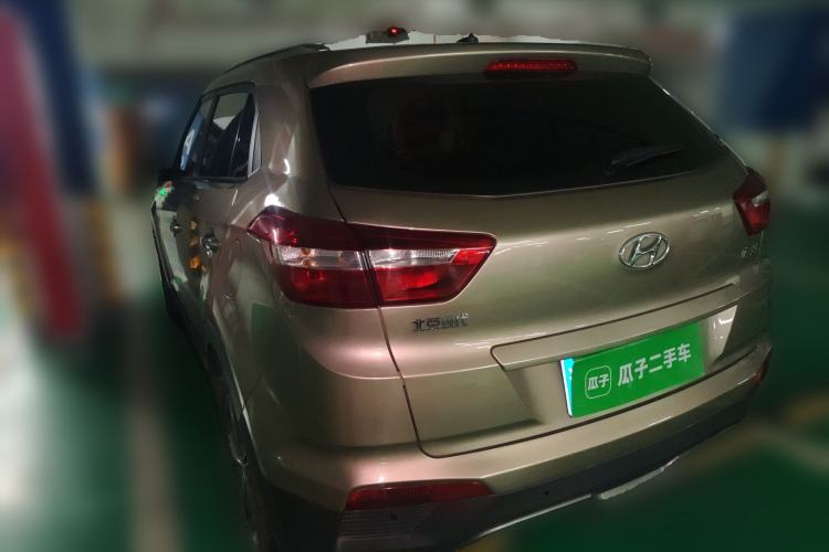 Used Hyundai ix25 2015 1.6L Automatic Two-Wheel Drive Smart GLS Trim Rear Left 45 Deg