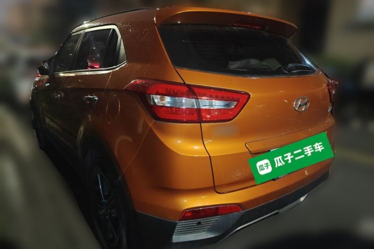 Used Hyundai ix25 2015 1.6L Automatic Two-Wheel-Drive Deluxe DLX Model Rear Left 45 Deg