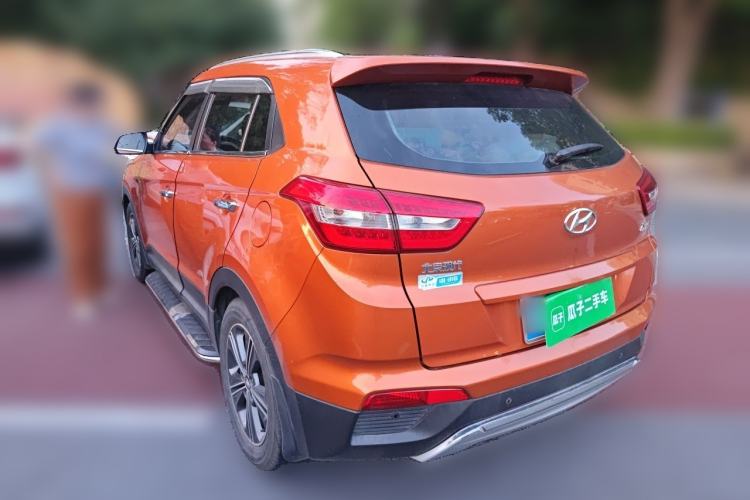 Used Hyundai ix25 2015 1.6L Automatic Two-Wheel-Drive Deluxe DLX Model Rear Left 45 Deg