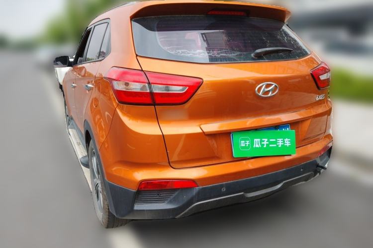 Used Hyundai ix25 2015 1.6L Automatic Two-Wheel-Drive Deluxe DLX Model Rear Left 45 Deg