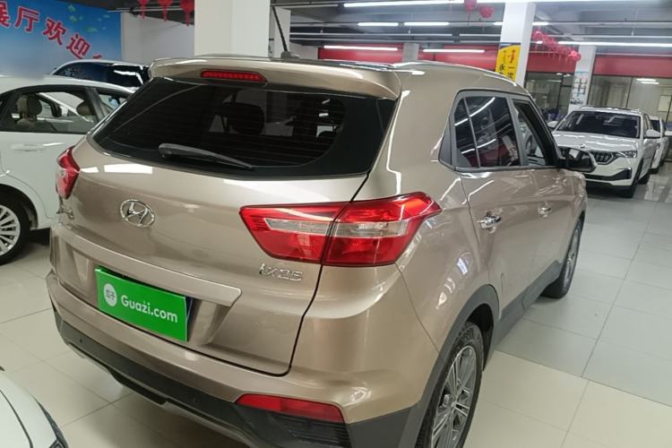 Used Hyundai ix25 2015 1.6L Automatic Two-Wheel Drive Smart GLS Trim Rear Right 45 Deg