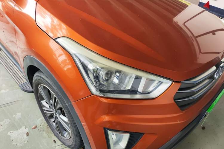 Used Hyundai ix25 2015 1.6L Automatic Two-Wheel Drive Smart GLS Trim Right Front Headlight