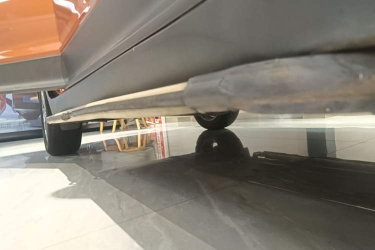 Used Hyundai ix25 2015 1.6L Automatic Two-Wheel Drive Smart GLS Trim Right Side Sill