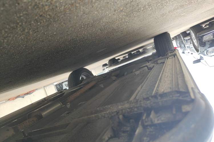 Used Hyundai ix25 2015 1.6L Automatic Two-Wheel Drive Smart GLS Trim Right Side Sill