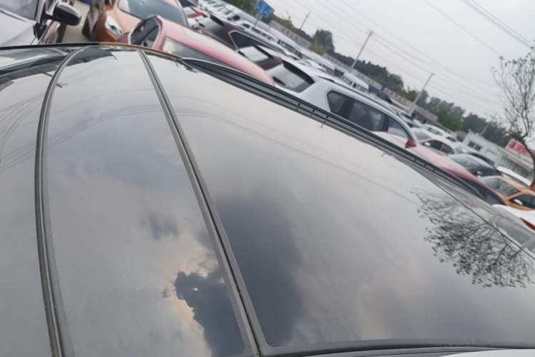 Used Hyundai ix25 2015 1.6L Automatic Two-Wheel Drive Smart GLS Trim Roof