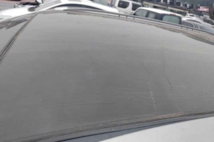 Used Hyundai ix25 2015 1.6L Automatic Two-Wheel-Drive Deluxe DLX Model Roof
