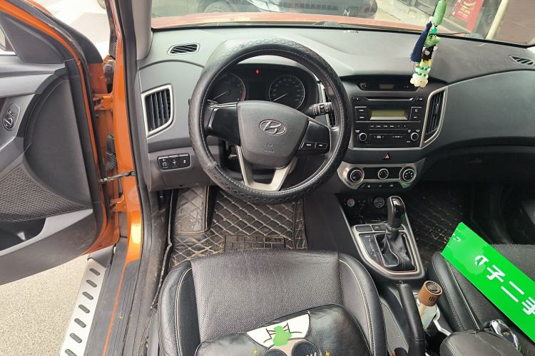 Used Hyundai ix25 2015 1.6L Automatic Two-Wheel Drive Smart GLS Trim Steering Wheel