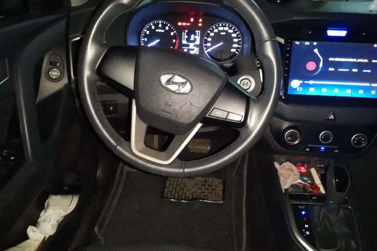 Used Hyundai ix25 2015 1.6L Automatic Two-Wheel Drive Smart GLS Trim Steering Wheel