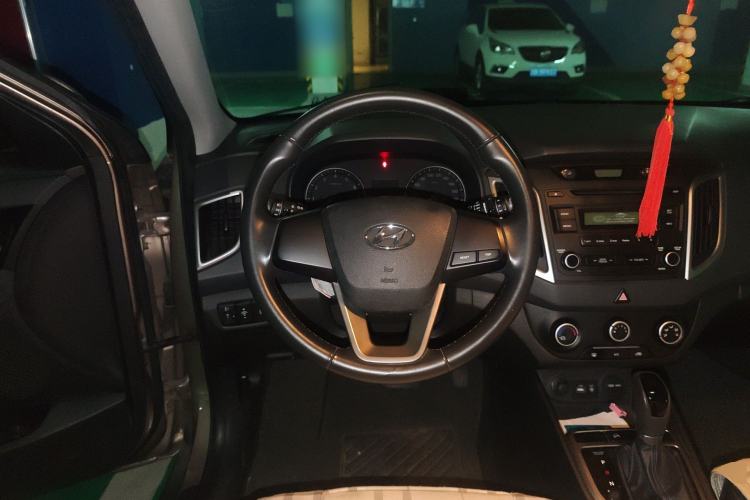 Used Hyundai ix25 2015 1.6L Automatic Two-Wheel Drive Smart GLS Trim Steering Wheel