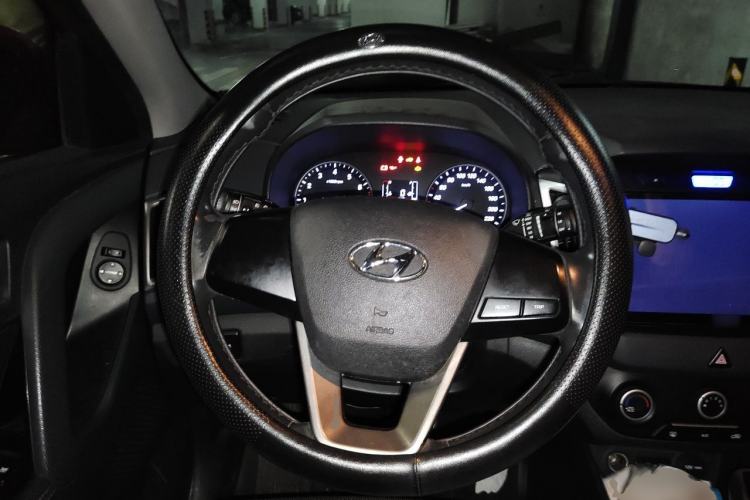 Used Hyundai ix25 2015 1.6L Automatic Two-Wheel Drive Smart GLS Trim Steering Wheel