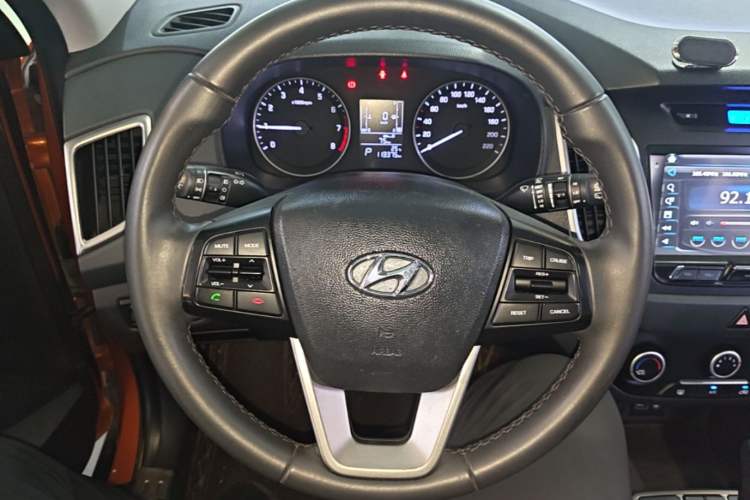 Used Hyundai ix25 2015 1.6L Automatic Two-Wheel Drive Smart GLS Trim Steering Wheel
