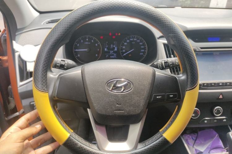 Used Hyundai ix25 2015 1.6L Automatic Two-Wheel Drive Smart GLS Trim Steering Wheel