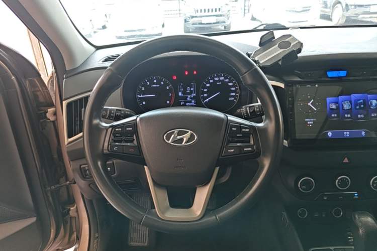 Used Hyundai ix25 2015 1.6L Automatic Two-Wheel Drive Smart GLS Trim Steering Wheel
