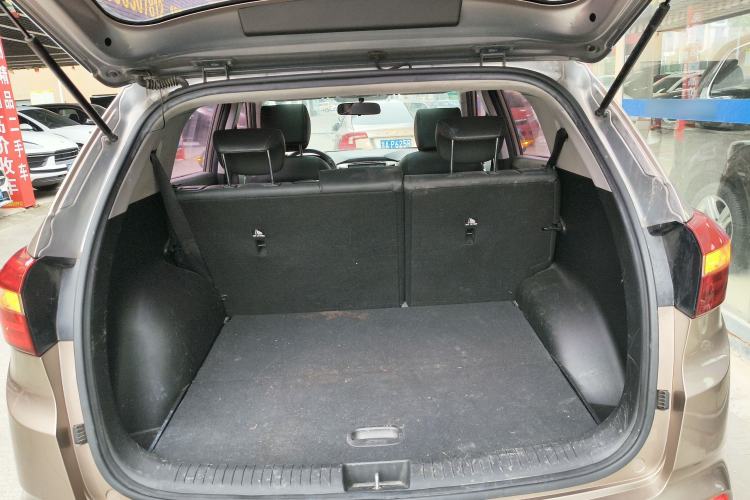 Used Hyundai ix25 2015 1.6L Automatic Two-Wheel Drive Smart GLS Trim Trunk