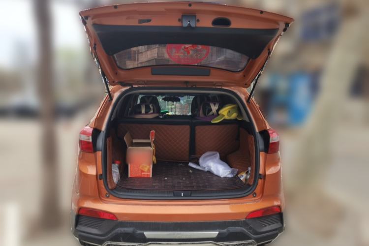 Used Hyundai ix25 2015 1.6L Manual Two-Wheel Drive Fashionable GS Model Trunk