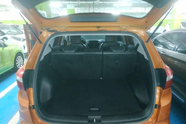 Used Hyundai ix25 2015 1.6L Automatic Two-Wheel Drive Smart GLS Trim Trunk