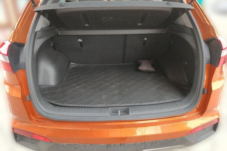 Used Hyundai ix25 2015 1.6L Automatic Two-Wheel-Drive Deluxe DLX Model Trunk