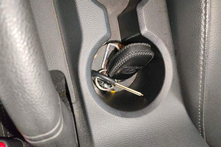 Used Hyundai ix25 2015 1.6L Automatic Two-Wheel Drive Smart GLS Trim Vehicle Key