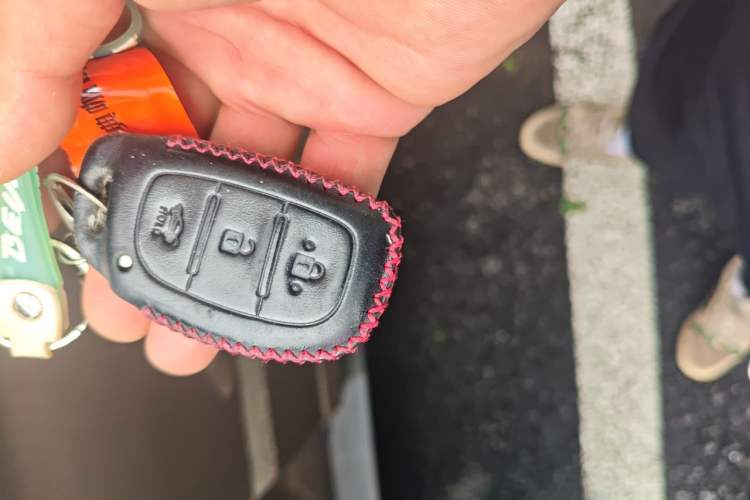 Used Hyundai ix25 2015 1.6L Automatic Two-Wheel-Drive Deluxe DLX Model Vehicle Key