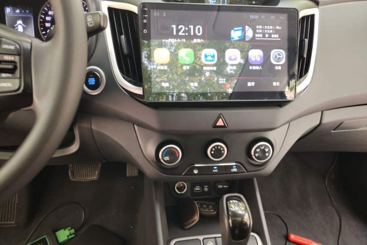 Used Hyundai ix25 2016 1.6T Dual-Clutch Two-Wheel Drive Smart GLS Model Audio And AC Panel