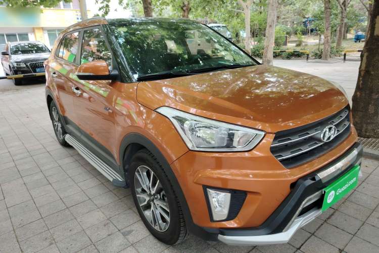 Used Hyundai ix25 2016 1.6T Dual-Clutch Two-Wheel Drive Smart GLS Model Front Right 45 Deg